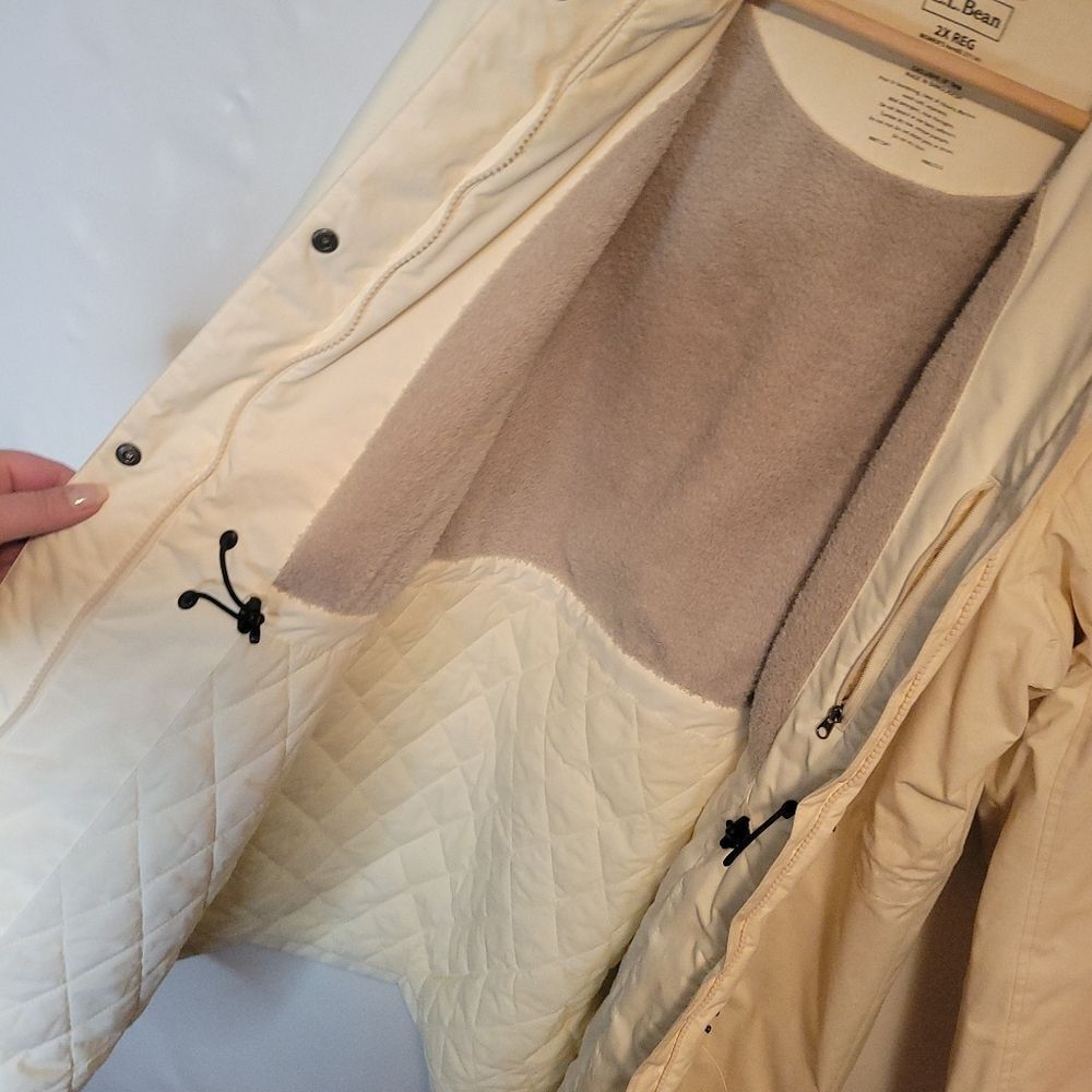L.L. Bean Women's Winter Warmer Coat - Picture 10 of 16